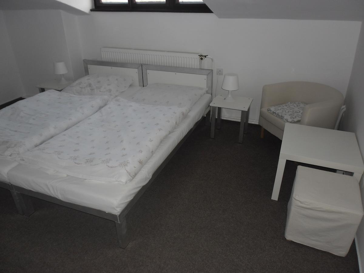 bike-Hotel Měděnec Nove Mesto pod Smrkem Kamer foto