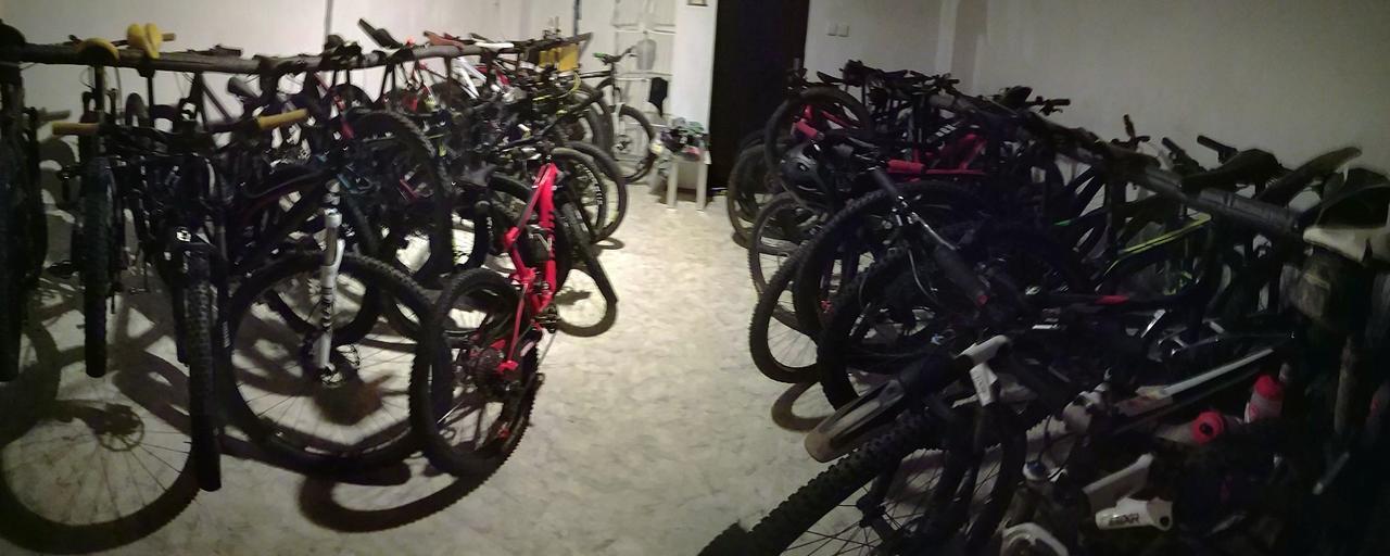 bike-Hotel Měděnec Nove Mesto pod Smrkem Buitenkant foto